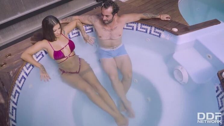 [DDFNetwork] - Susy Gala’s Poolside Pussy Workout - Big Tits & Ass