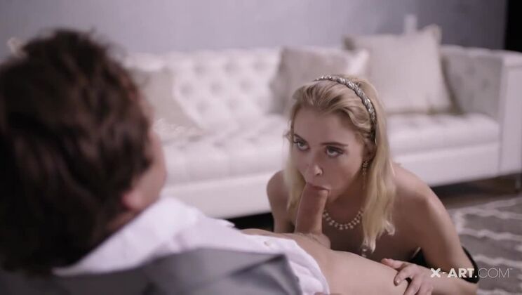 Chloe in Couture Gives a Handjob You’ll Love