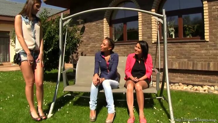 [Tainster] - Group Sex with Wet Pussies - Bailey, Jenny, Vanessa - Vanessa Decker - Barra Brass - Bailey - Jenny De Lugo