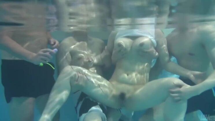 Hot Japanese MILF Suzuna Komiya giving wet uncensored blowjob