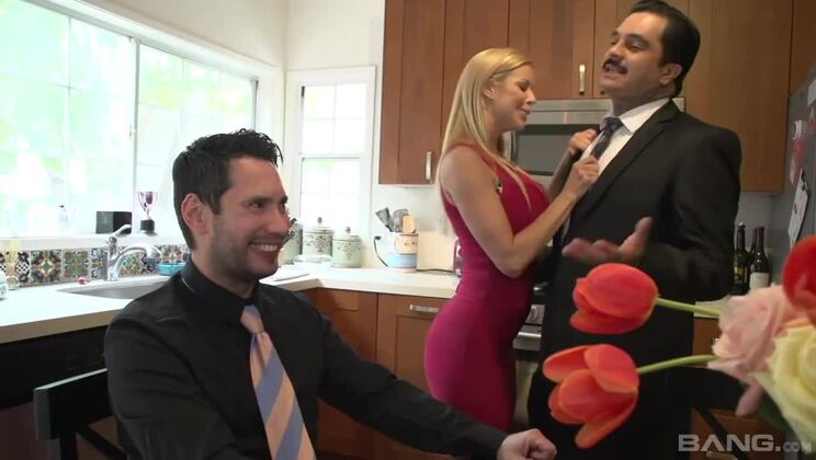 Alexis Fawx gets a thick load from stud