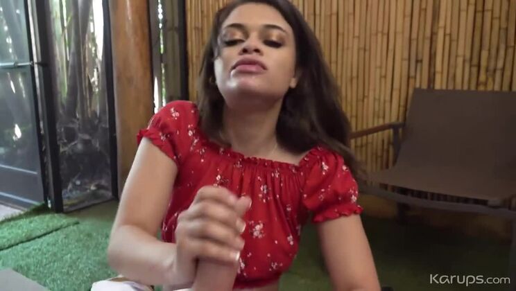  Cruz's Latina Amateur Action