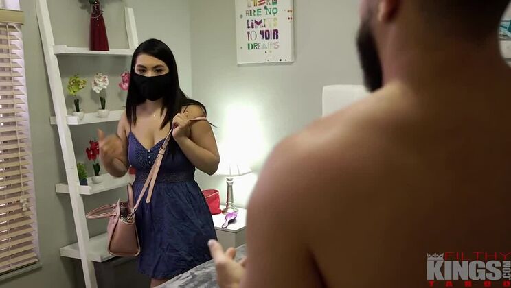 Mina Moon in Quartines: The Hardcore Taboo Adventure