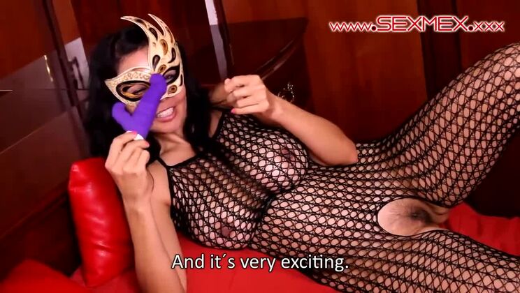 [SEXMEX] - Insertion with Curvy Carolina - Carolina