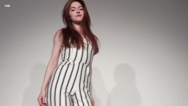 Jia Lissa's Alone Time