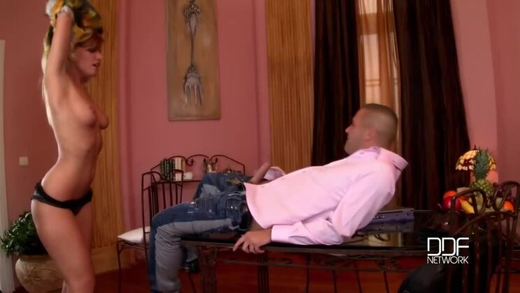 [OnlyBlowjob] - Tiffany Rousso's Creamy Delight - Blonde Bombshell - Tiffany Rousso