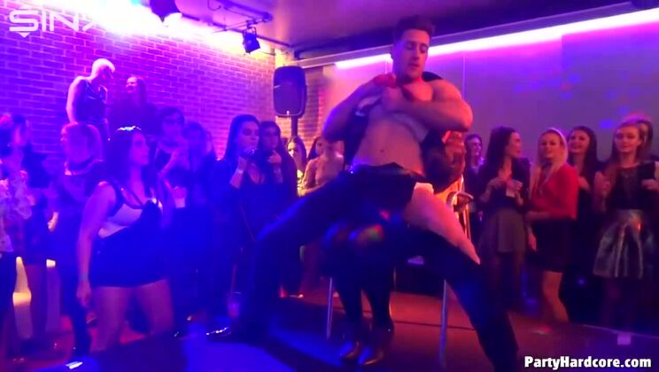 [Tainster] - Blonde Bombshells Party Vol. 43 Pt 2 - Mick Blue - Kiara Cole