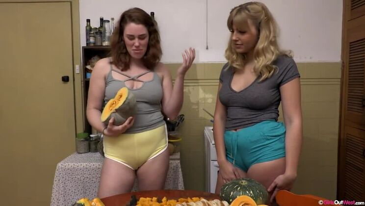 Blonde & Brunette Babes Peggie & Selina - Stockings Fun