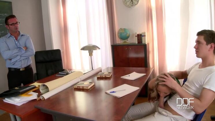 [OnlyBlowjob] - Pierced Pussy Vanda Lust's College Escapade - Vanda Lust