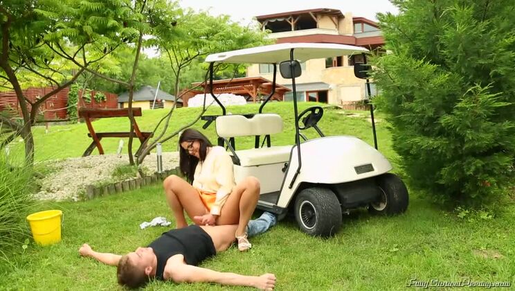 [Tainster] - Pissing and Pleasure: Valentina Ross and Bella Baby - Valentina Ross - Bella Anne