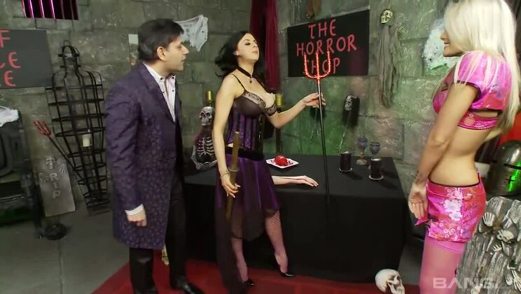 Jasmine and MILF Friends in Threesome Action