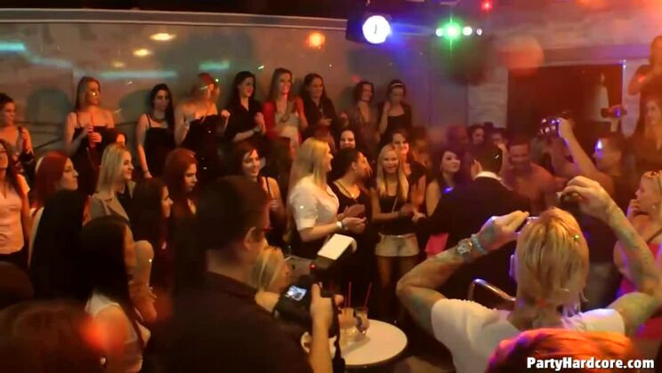 [Tainster] - Blonde, Brunette, and Redhead Party Hard - Leigh Darby