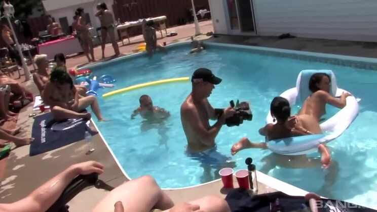 Pool Party Turns Into A Wild Orgy