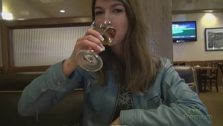 Susan Ayn's Girlfriend Experience in the Shower