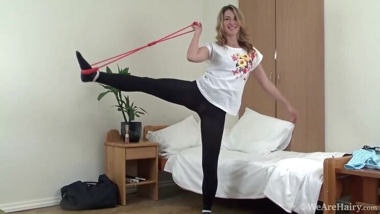 [WeAreHairy] - Hairy Blonde Melisa Gets Naked - Melisa