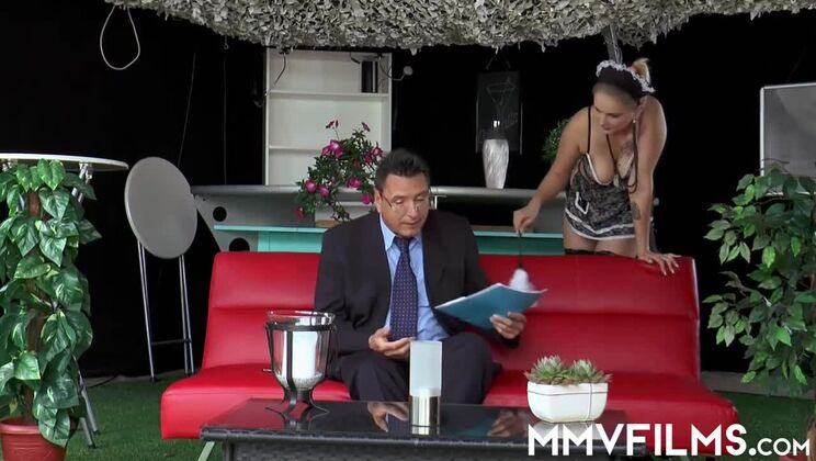 Mia Bitch Anal Fucked in Stockings