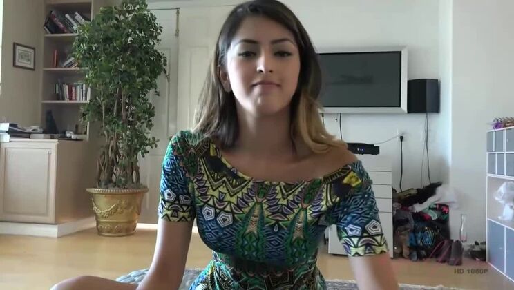 Sophia Leone's Fetish Footplay is Unforgettable