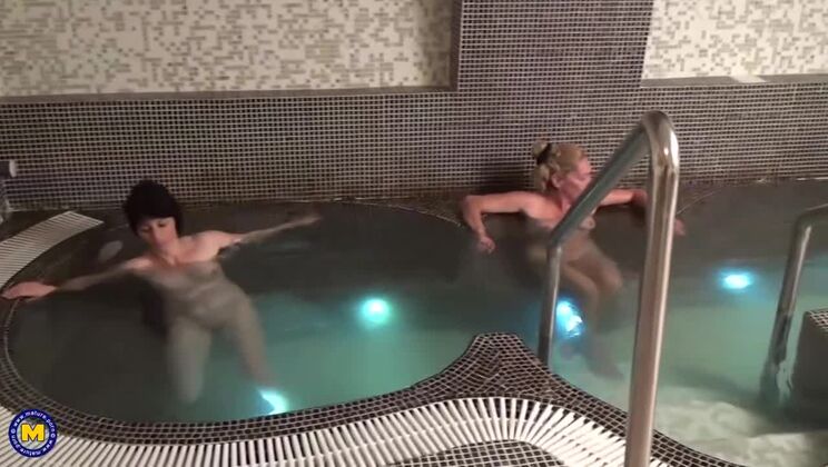 Hairy Mature Ladies Unwind with Lesbian Massage