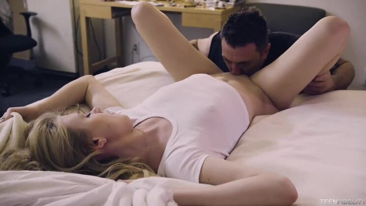 [TeenFidelity] - Mark Zane And Hannah Hays Get It On In Seconds - Hannah Hays - Mark Zane