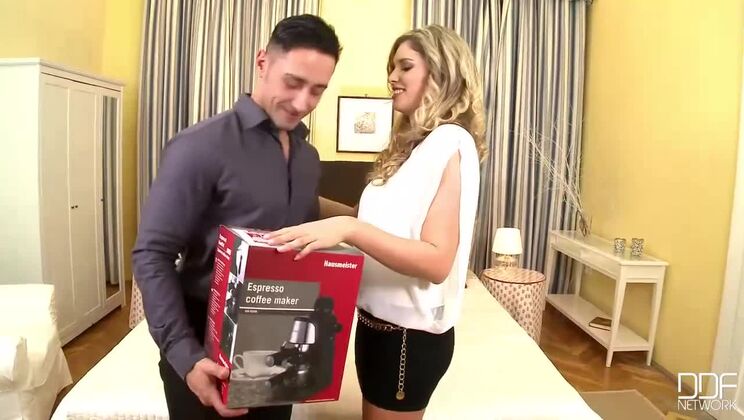 [HandsOnHardcore] - Lingerie and Lust with Eva - Eva Parcker