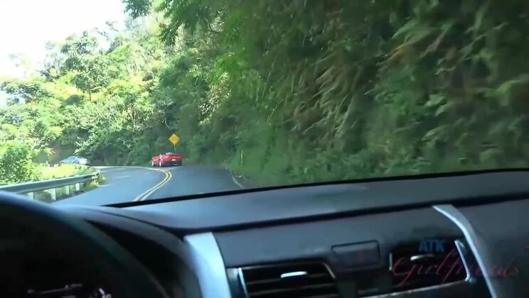 [ATKGirlfriends] - Sydney Cole's Shaved Pussy Gets Attention on the Beach - Sydney Cole