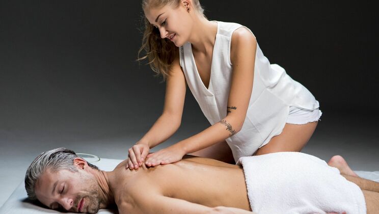 [Joymii] - Pussy Licking and Blowjob in Double Cum Massage - Lutro - Tiffany Tatum