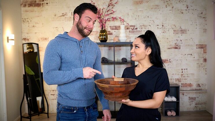 [NuruMassage] - The Big Thing in Porn - Seth Gamble - Gabi Paltrova