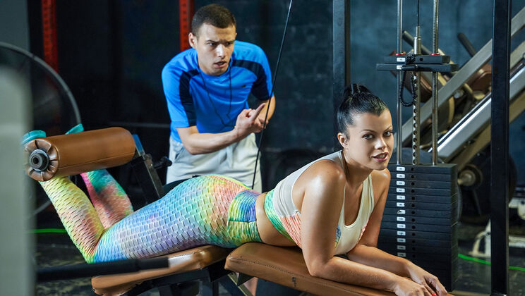 [MYLF] - Johnny The Kid and MILF Nadia White Workout - Nadia White - Johnny The Kid