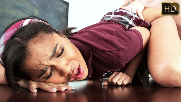 [InnocentHigh] - Chad and Loni's Hot Encounter - Loni Legend - Chad Diamond