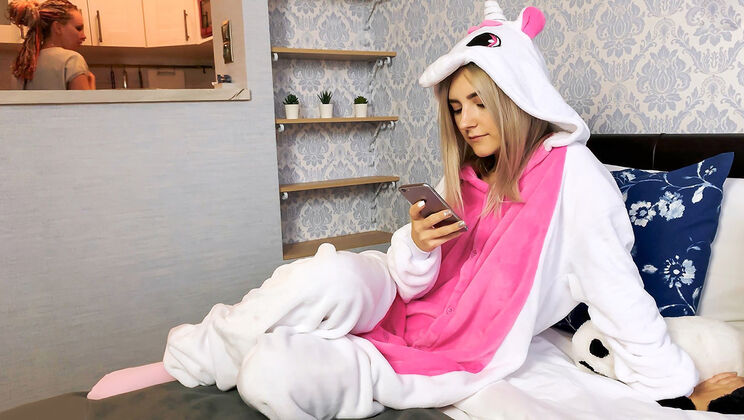 [TeamSkeetXSeries] - Mom's Forbidden Sight - Eva Elfie - Adam Ocelot