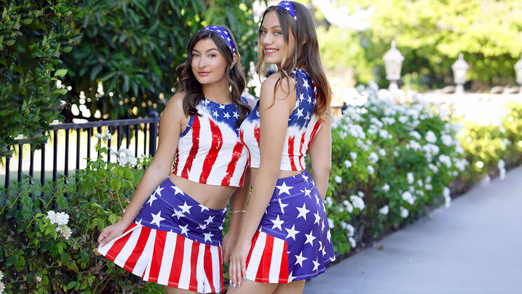 [StepSiblings] - Steamy Family March - Donnie Rock - Mae Milano - JC Wilds