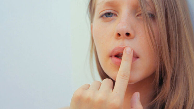 [WowGirls] - Alone, Shaved, and Horny - Gloria - Gloria