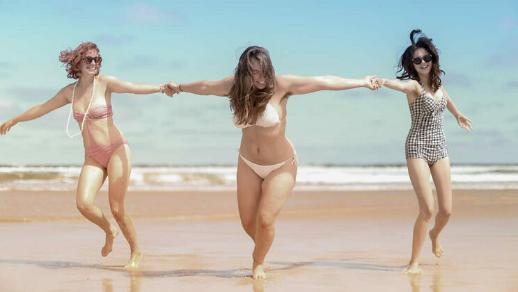 [SouthernSins] - Car Sex with Brunette and Redhead on the Beach - Lily Rei - Chloe B - Kenji Sky - Kara Dasna