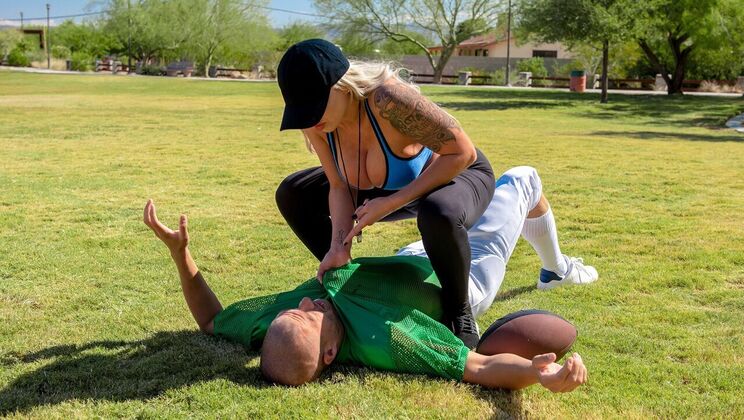 [Brazzers] - Voyeur Fucks German Girl - Nina Elle - Xander Corvus