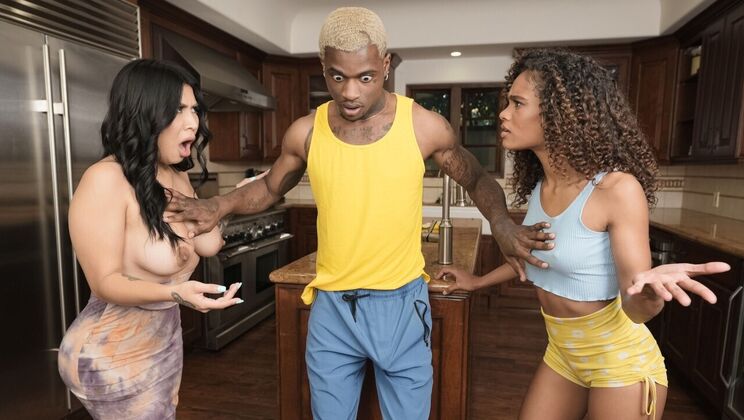 [Brazzers] -  Ass Fingering and Face Sitting! - Scarlit Scandal - Tokyo Lynn - Damion Dayski