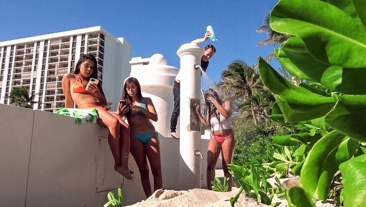 [RKPrime] - Justin Hunt's Twisted Bubble Butt Prank - Justin Hunt - Nola Blu