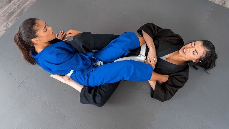 [LookAtHerNow] - Lesbian Self-Defense – Tattooed Babes Scarlit & Savannah Go Wild - Scarlit Scandal - Savannah Sixx