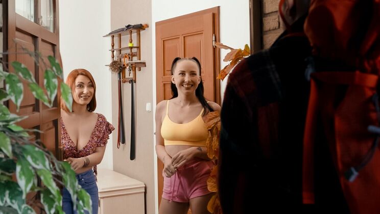 [MomsBangTeens] - Blowjob And Handjob At Homestay