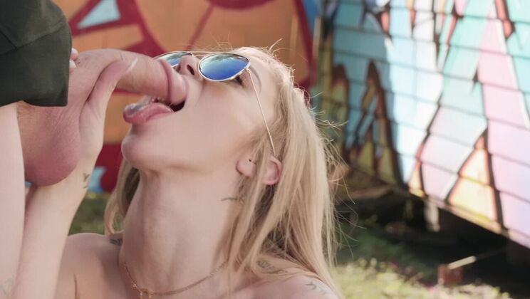 Gonzo Sex with Tattooed Amateur Kali Roses