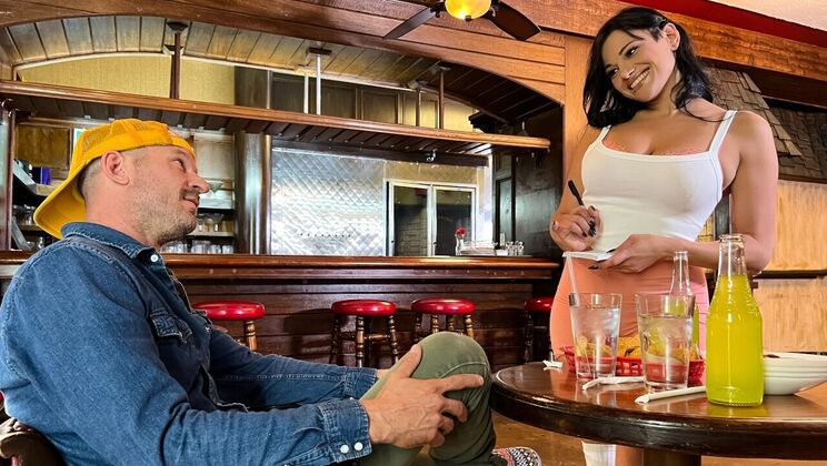 [BigNaturals] - Outdoor Doggystyle Sex with Cumshot