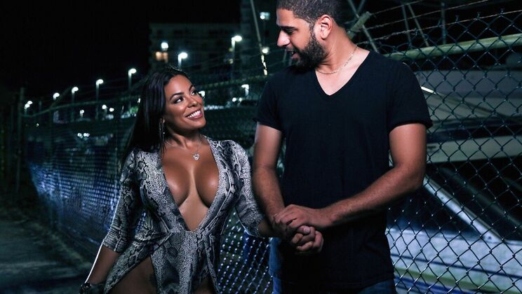 [RKPrime] - Spanking and Face Sitting with Luna Star