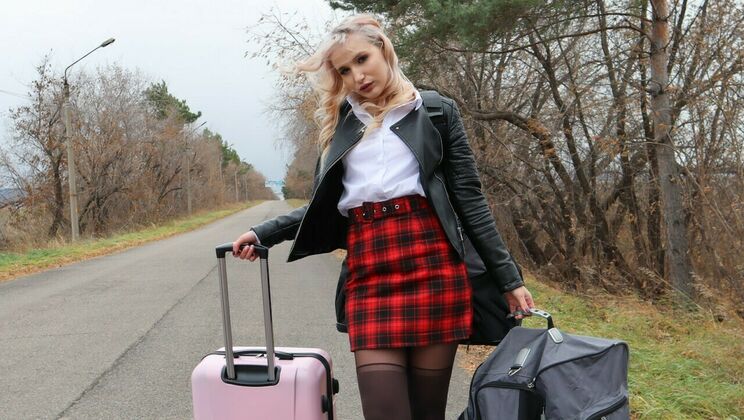 [StrandedTeens] - Teen Fucks and Blowjobs in One - Stacy Starando - Alan Freeman