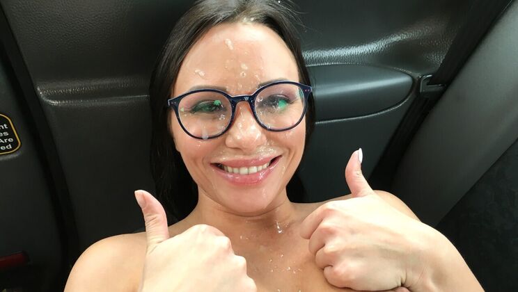 [FakeTaxi] - Shaved Pussy Gets Fucked in Car - John - Alysa Gap