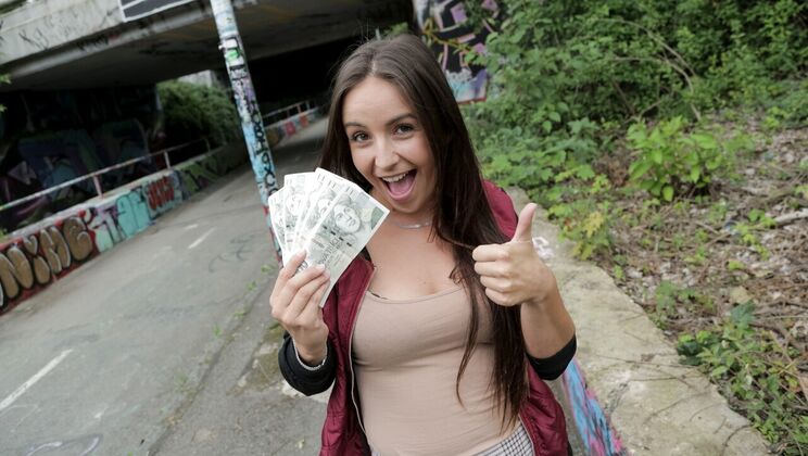 [PublicAgent] - Paid to Give You Handjob Now - Erik Everhard - Martin Gun - Lenna Ross