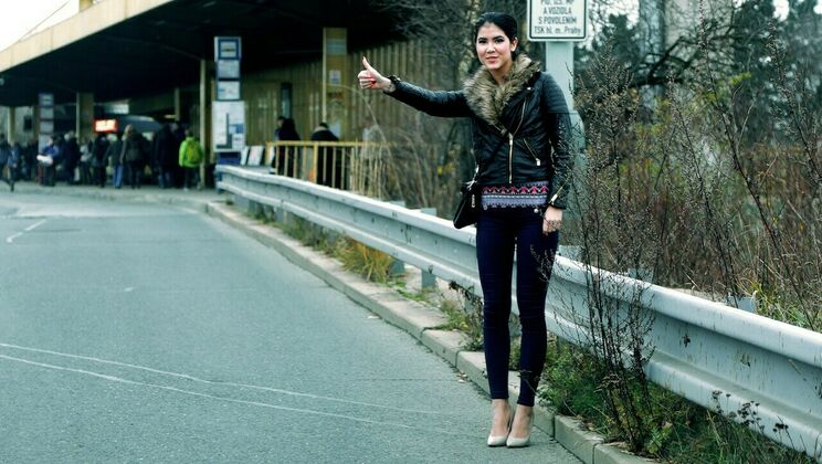 [StrandedTeens] - Roadside Fucking with Lady Dee