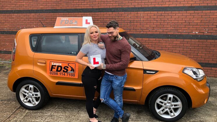 [FakeDrivingSchool] - Amateur Blowjob and Cumshot in Outdoor Setting - Dean Van Damme - Louise Lee