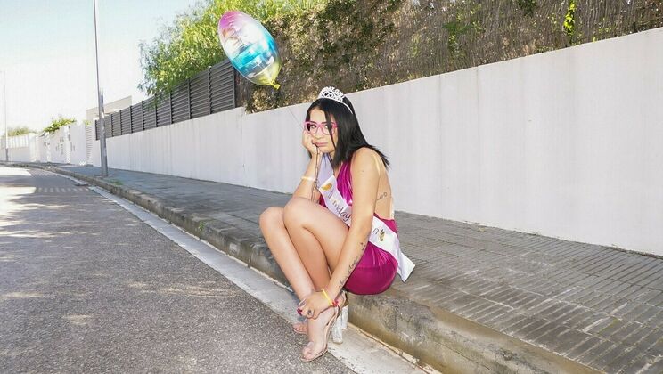 [PublicPickups] - Birthday Sex with Jordi El Niño Polla - Jordi El Niño Polla - Kitty Love