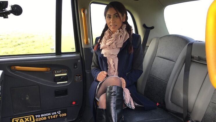 [FakeTaxi] - Sahara Knite's Trimmed Pussy is Sexy - John - Sahara Knite