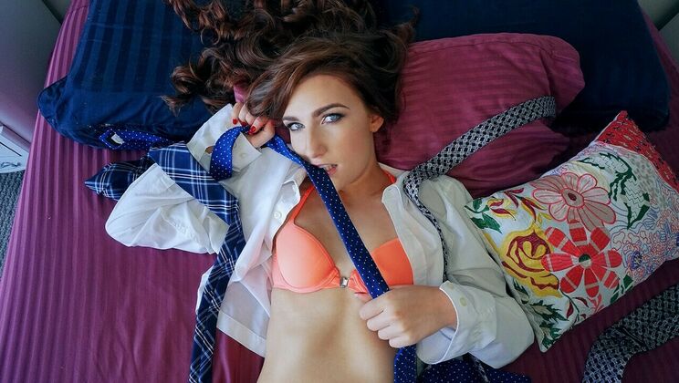 [IKnowThatGirl] - Horny Girlfriend's Doggystyle and Missionary Fun - Alex Legend