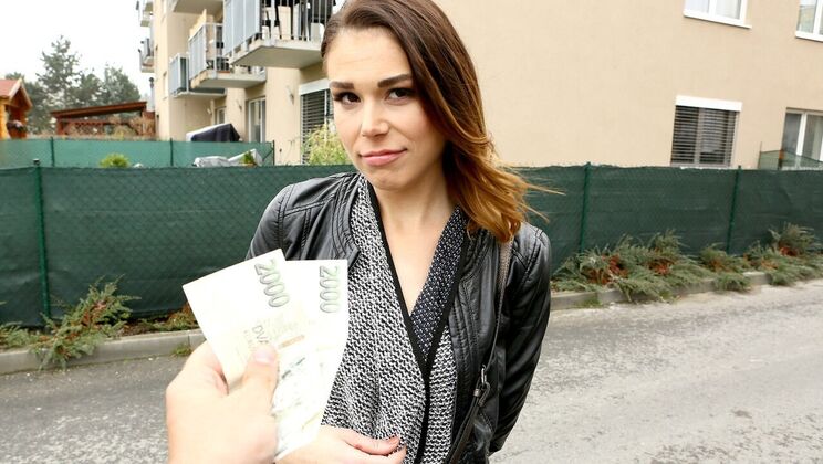 Doggystyle Creampie in Car for Wet Pussy